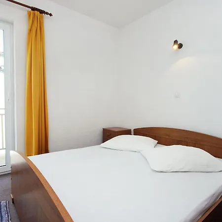 Apartamento With A Parking Space Duce, Omis - 3190