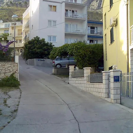 With A Parking Space Duce, Omis - 3190 Lägenhet Duće