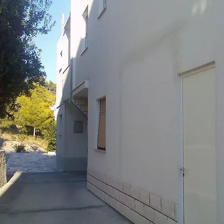 With A Parking Space Duce, Omis - 3190 דירה *