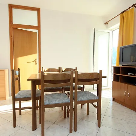 With A Parking Space Duce, Omis - 3190 דירה Duće