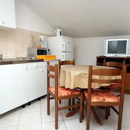 With A Parking Space Duce, Omis - 3190 * Duće