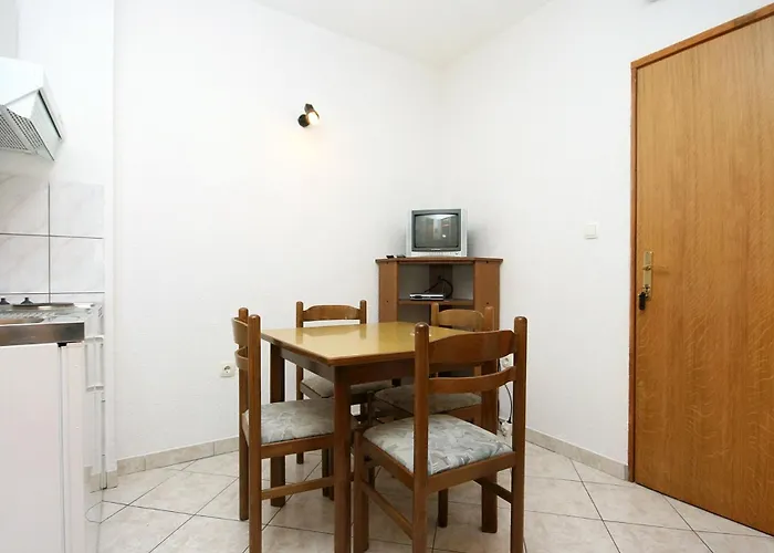 شقة With A Parking Space Duce, Omis - 3190 Duće