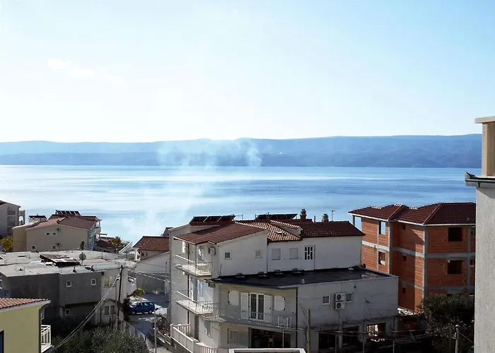 With A Parking Space Duce, Omis - 3190 * Duće
