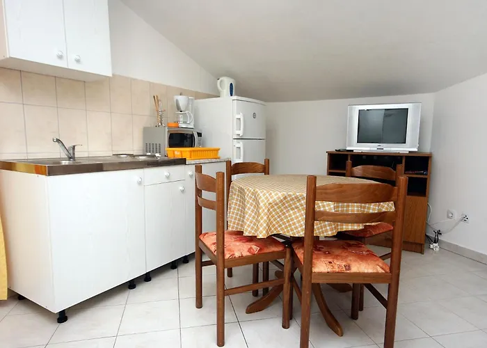 With A Parking Space Duce, Omis - 3190 * Duće